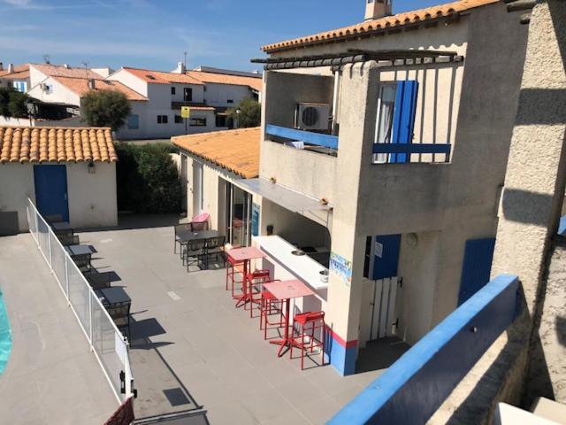 Le Bleu Marine Hotel