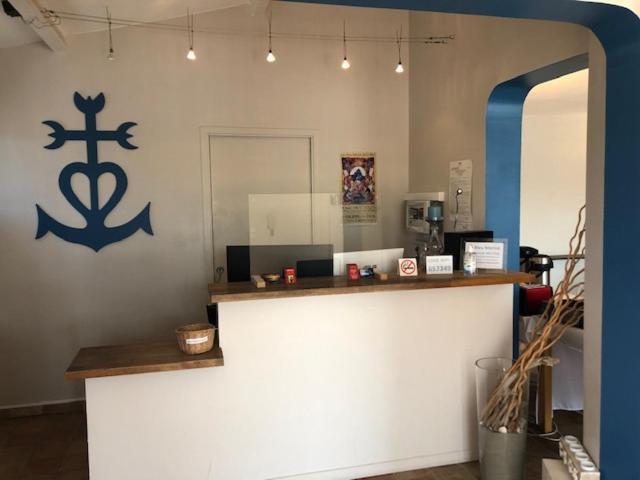 Le Bleu Marine Hotel
